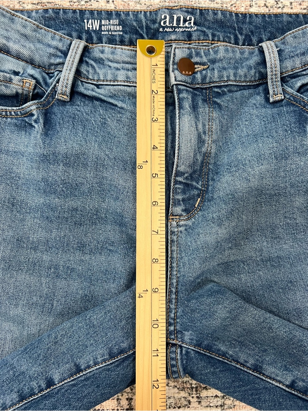 Ana Mid Rise Boyfriend Jeans Women's 14W Blue Denim Stretch - Picture 10 of 12